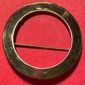 Vintage Theda Gold Plated Circular Pin